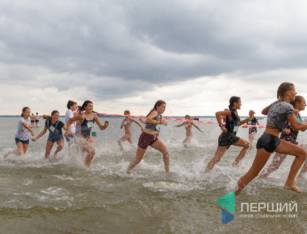 На Світязі відбувся перший пробіг по воді «ЕСО WATER RUN». ФОТО