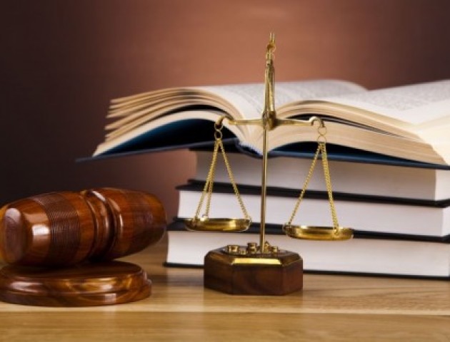 Частина українських вузів припинить випускати юристів