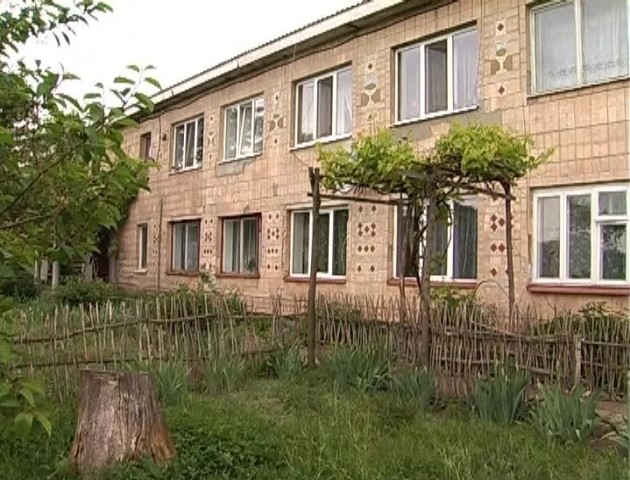 На Волині селяни скаржаться на сморід. ВІДЕО