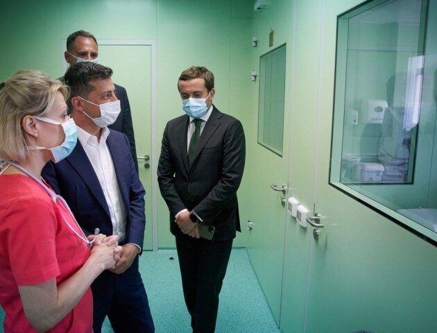 Зеленський відвідав перинатальний центр у Луцьку