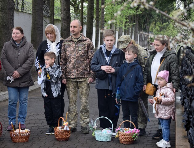 На Волині освятили паски для прикордонників