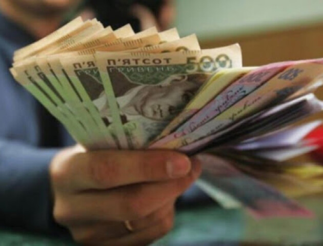 НБУ порахував, скільки готівки в середньому тримає кожен українець