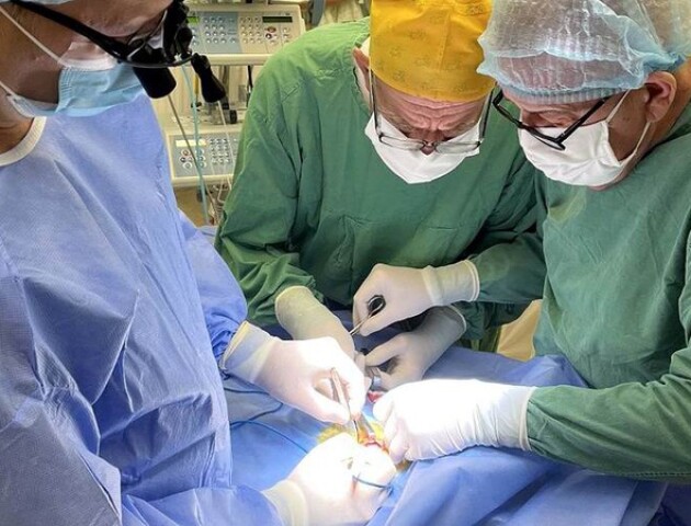 Луцькі медики прооперували передчасно народжену дівчинку з вадою серця