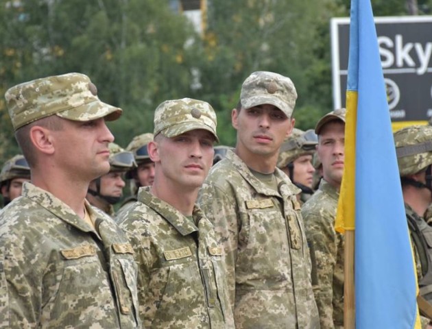 Волиняни з 14 бригади взяли участь в параді на Луганщині. ФОТО
