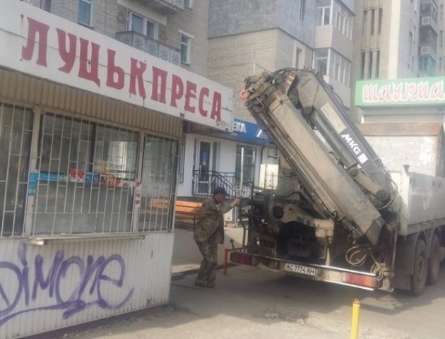 У Луцьку знесуть незаконні кіоски, гаражі та сараї