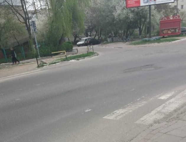 Луцьким пішоходам загрожує реальна небезпека. ВІДЕО