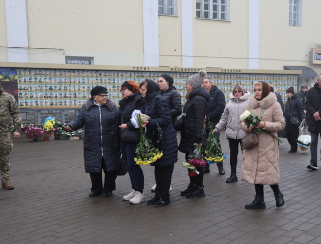 Луцьк попрощався із загиблим воїном