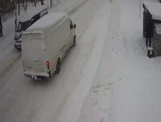 Ковельська траса - у снігу. Водіїв просять не їхати нею. ФОТО