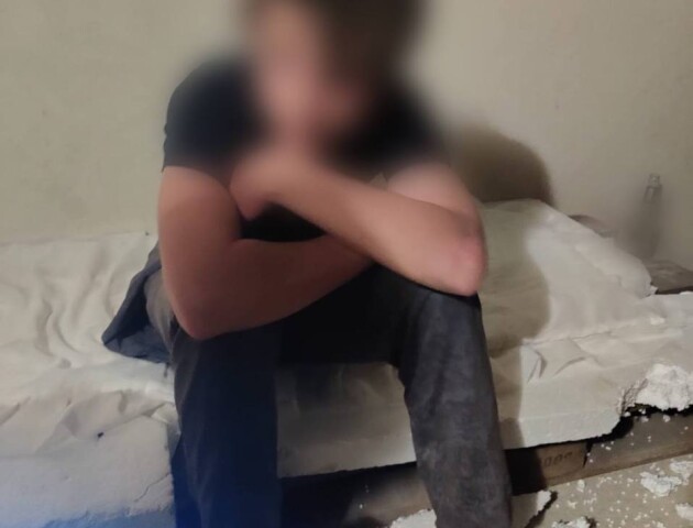 П‘яного підлітка знайшли в підвалі будинку на Волині