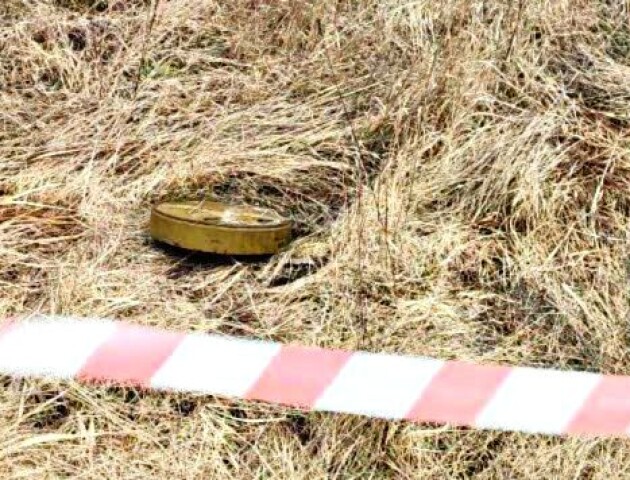 На Волині ескаватор підірвався на міні