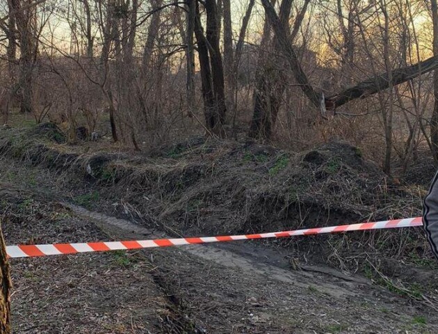 На Волині в лісопосадці знайшли мертвого чоловіка