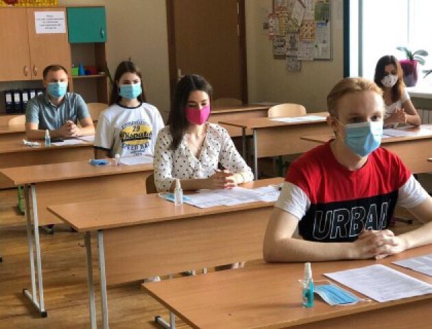ЗНО на рекордні 200 балів склали дев'ятеро волинян. Усі – із міст
