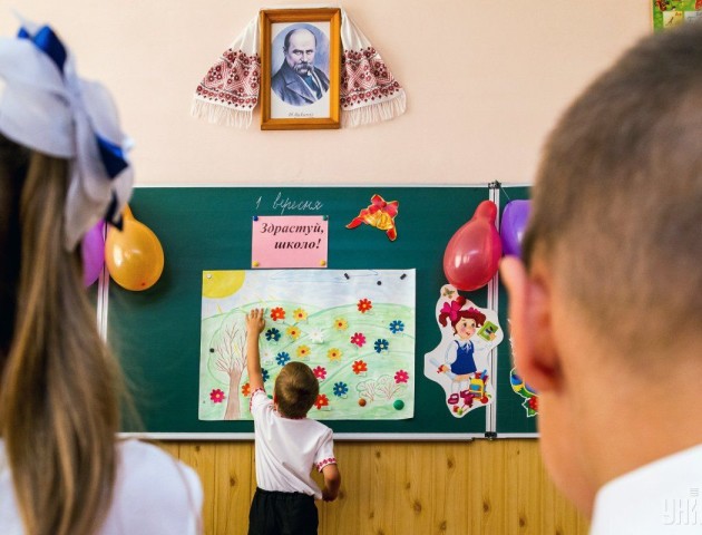 Назвали умови, за яких можна вступати до школи не за місцем реєстрації