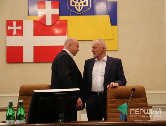 Савченко попередив депутатів Волиньради, що він безпартійний