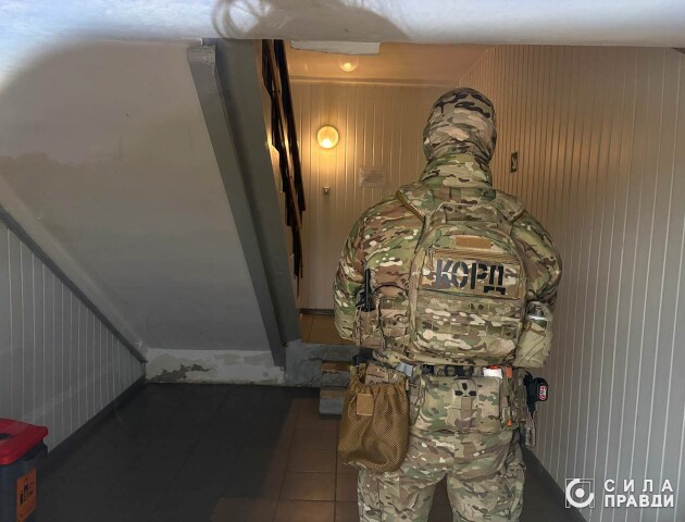 Бійці КОРД проводять обшуки на КП «Луцькспецкомунтранс»