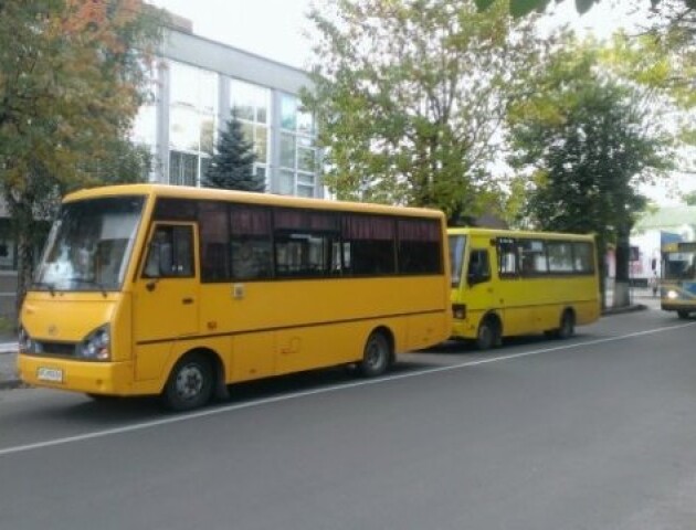 Луцькрада не задоволена роботою найбільшого луцького перевізника «Санрайз»