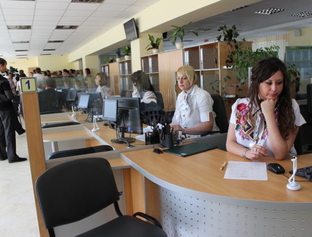Луцький ЦНАП змінює розцінки на свої послуги