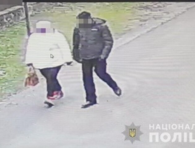Під Луцьком подружжя напало на чоловіка, який продавав будинок. Зловмисників затримали