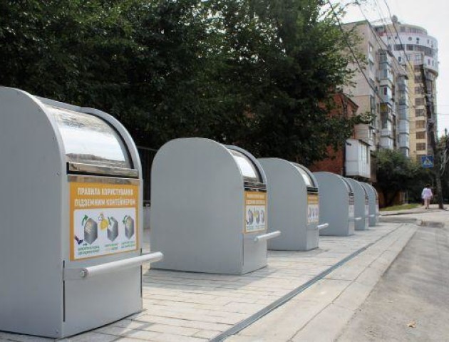 У Луцьку поставлять перші підземні смітники