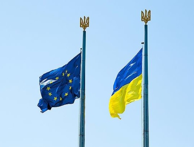 Лучанам розповіли як не потрапити у пастку закордоном. ВІДЕО
