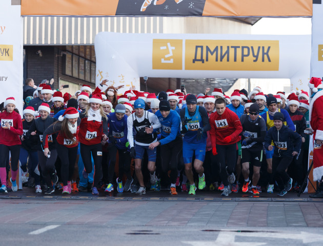 Як у Луцьку відбувався забіг Святих Миколаїв. ФОТО
