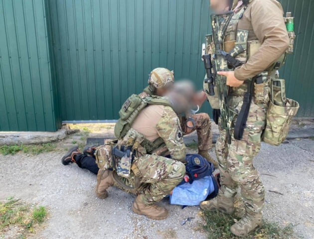 Волинські оперативники викрили та затримали торговця зброєю