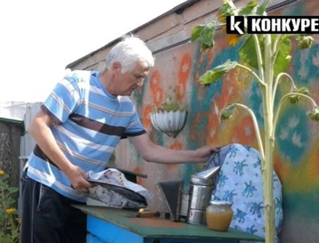 Лучанин встановив вулики на даху багатоповерхівки