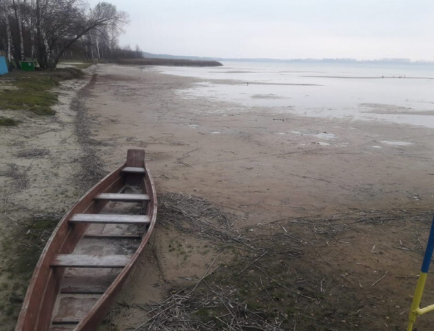 Зеленському написали петицію з проханням врятувати Світязь
