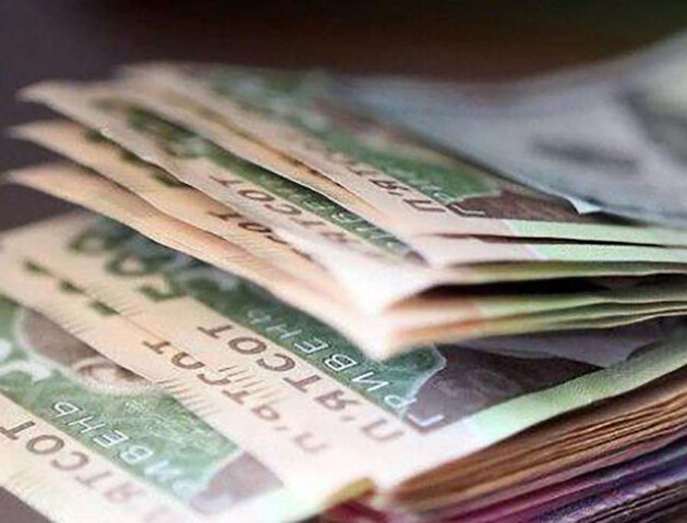 Українці, які знаходяться на самоізоляції, отримуватимуть 50% своєї середньої зарплатні