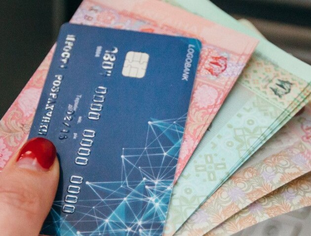 Офіційна середня зарплата на Волині - 8382 гривні
