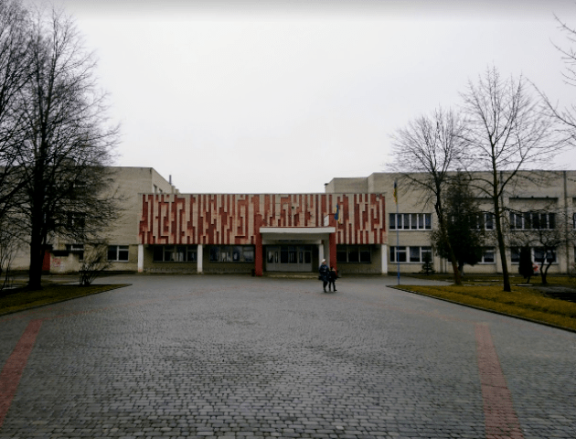 У Луцьку перейменували школу