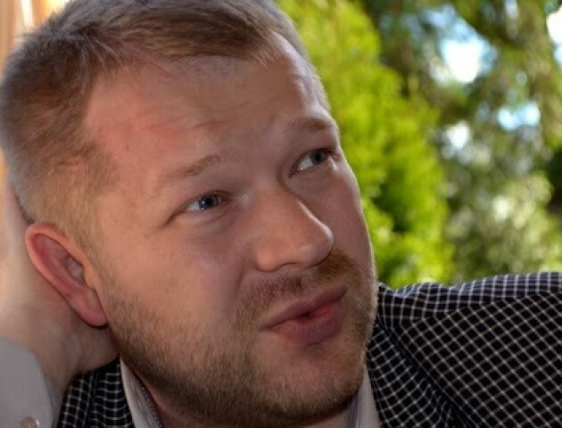 Звільнили з-під варти Петра Верзуна, якого звинувачують у шахрайстві на мільйони гривень