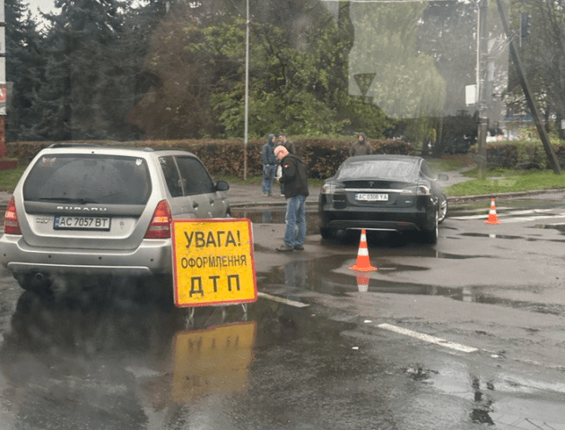 Показали відео ДТП на Рівненській у Луцьку