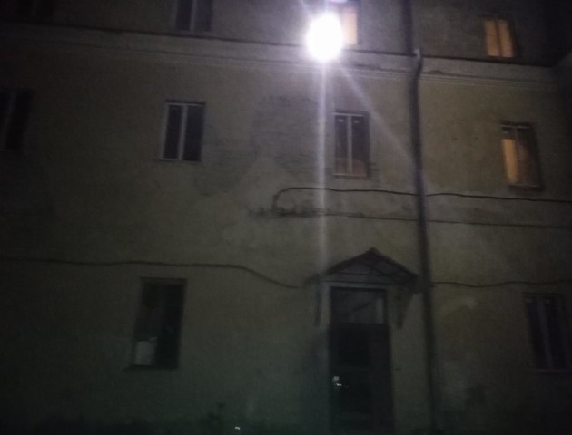 Без їжі, води та сну: лучани переночували в тюрмі. ФОТО