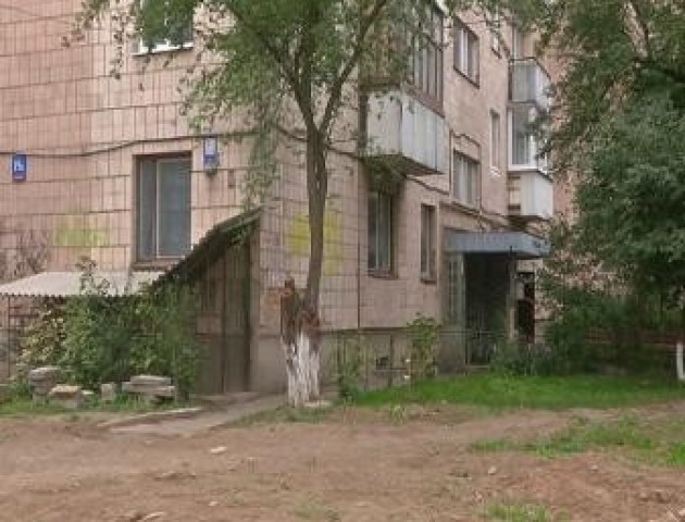 Луцький ліфт-убивцю досі не замінили