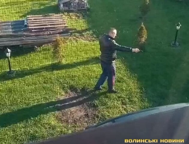 Встановили особу чоловіка, який увірвався до чужої оселі в Боголюбах