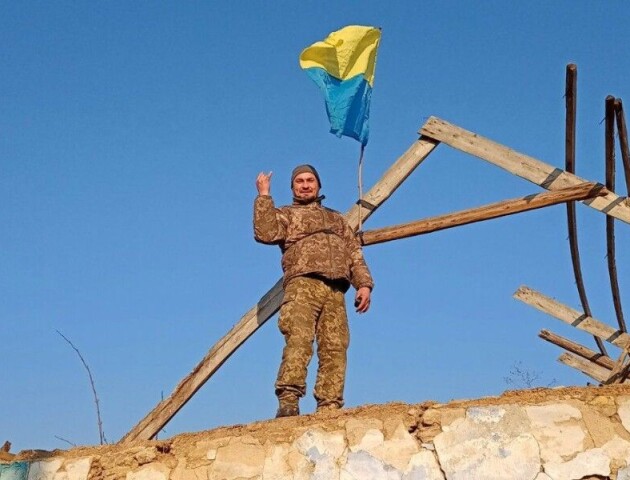 Захисника із Любешівщини нагородили «Золотим хрестом»