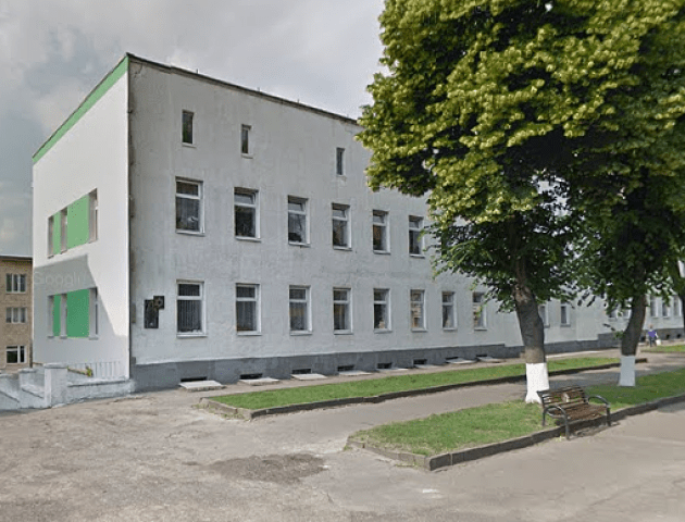 Частина Луцького педколеджу була європейською гімназією. ФОТО