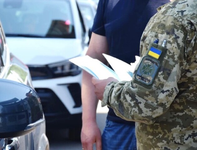 Двох волинських прикордонників підозрюють у переправленні ухилянтів за кордон