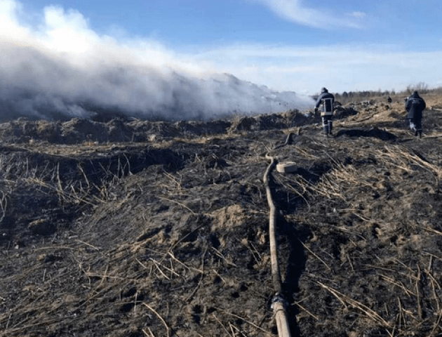 На Львівщині масштабна пожежа на сміттєзвалищі