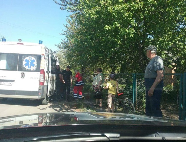 На одній із вулиць Луцька знайшли чоловіка без свідомості. ФОТО