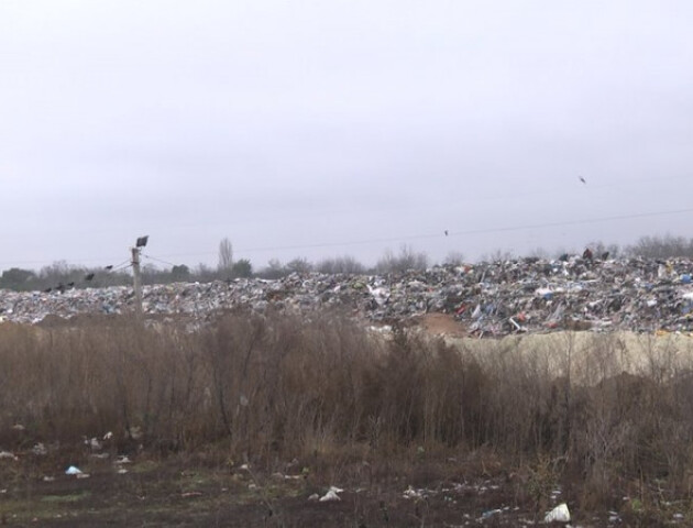 На полігон у Брище приїхала перевірка. Досліджують ґрунт і воду