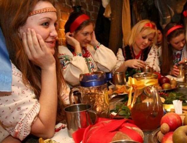 Лучан кличуть на Андріївські вечорниці