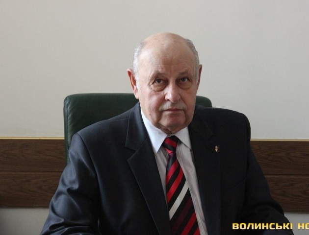 Історія дня на Першому: кого вітати 8 травня