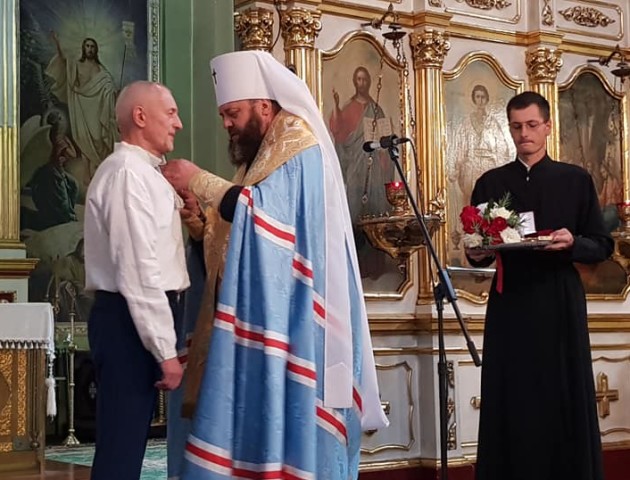 Олександра Савченка нагородили орденом від духовенства. ФОТО