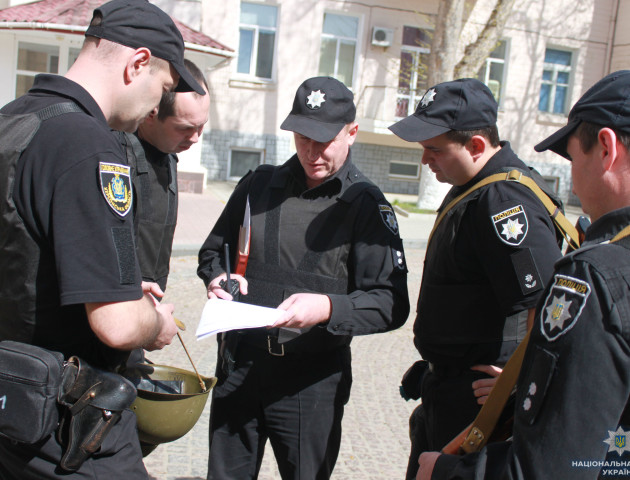 Заручники і стрілянина: в центрі Луцька тренується поліція