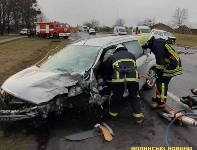 ДТП на Волині: є загиблий, четверо людей постраждали