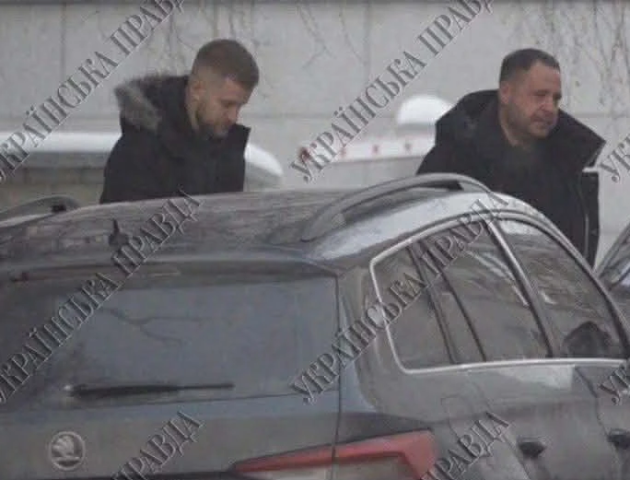 Журналісти знайшли Єрмака. Спойлер – не на фронті