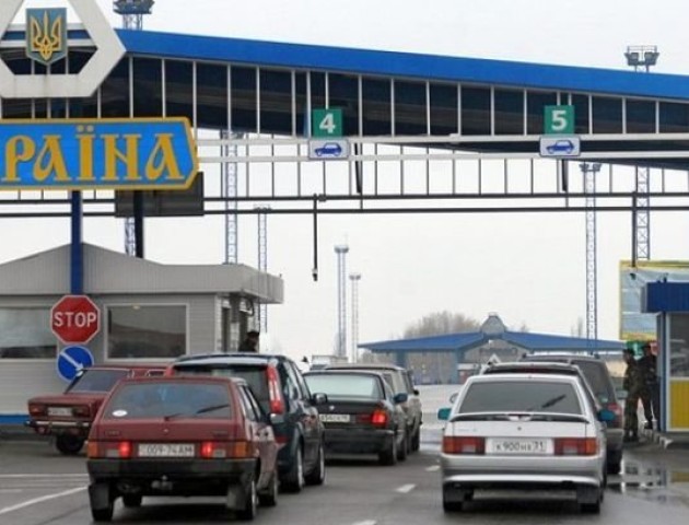 Через волинський кордон поляк намагався перевезти десятки тисяч доларів