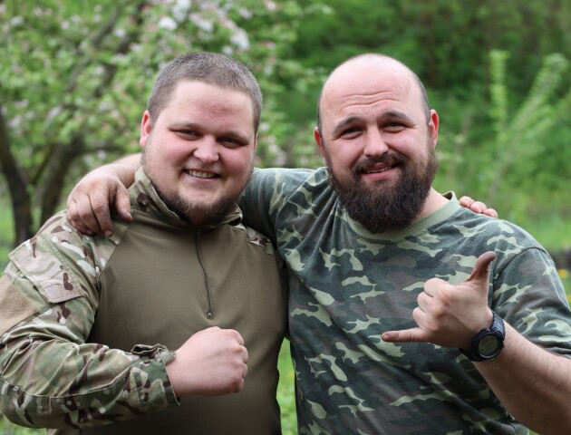 Понад дві доби вели безперервний бій з навалою орків: історії «Малюка» і «Перебоя» з 100-ї бригади
